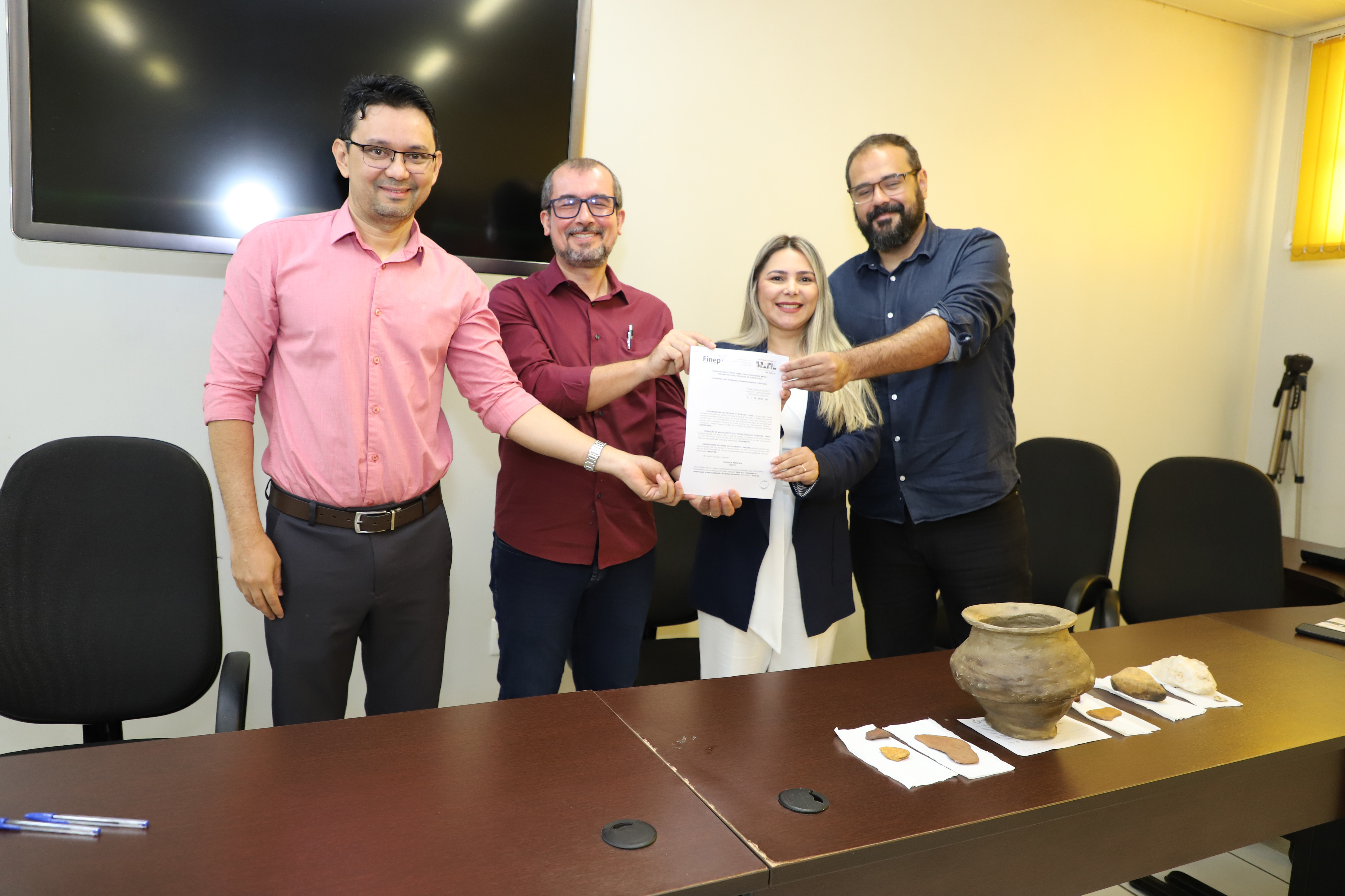 Fapto e Unitins realizam cerimônia simbólica de assinatura do convênio do Projeto Nuta 2.0